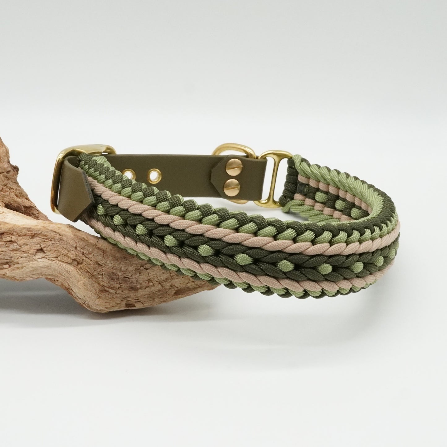 "Bodhi" Paracord Halsband