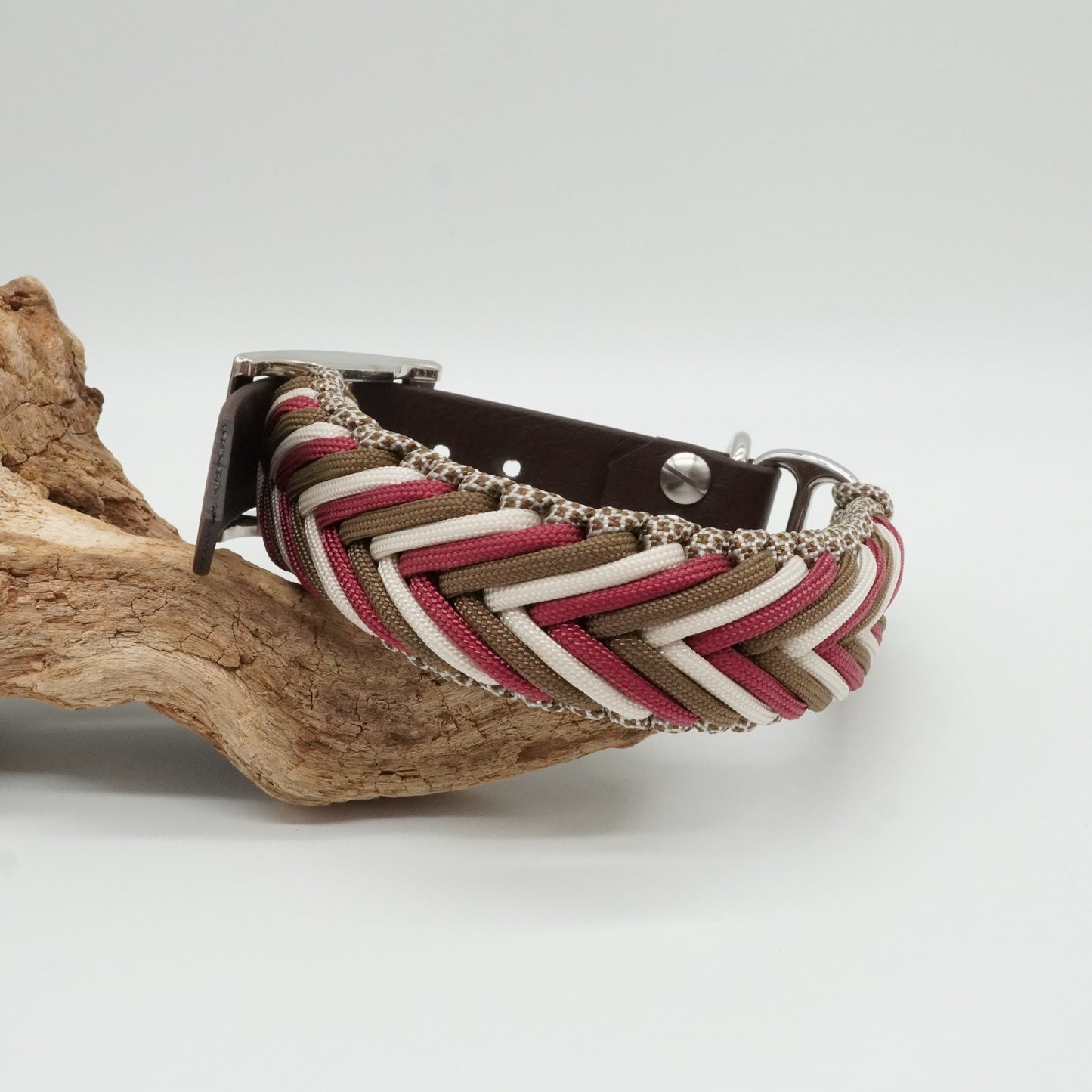 "Luna" Paracord Halsband